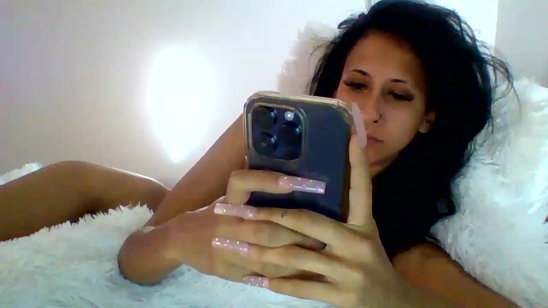 Gallery image thumbnail from amoredior420's myfreecams stream on, 08/17/2023, 16:23 image 6 of 20