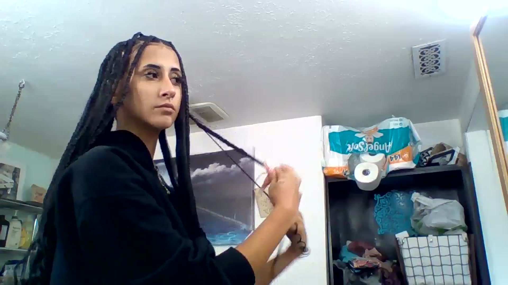 Gallery image thumbnail from amoredior420's myfreecams stream on, 08/21/2023, 18:49 image 11 of 20