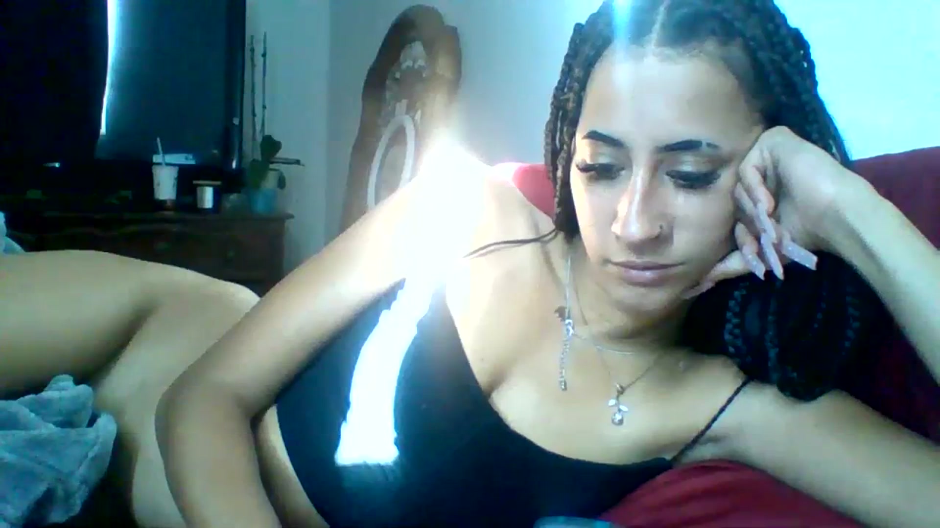 Gallery image thumbnail from amoredior420's myfreecams stream on, 08/31/2023, 15:39 image 15 of 20