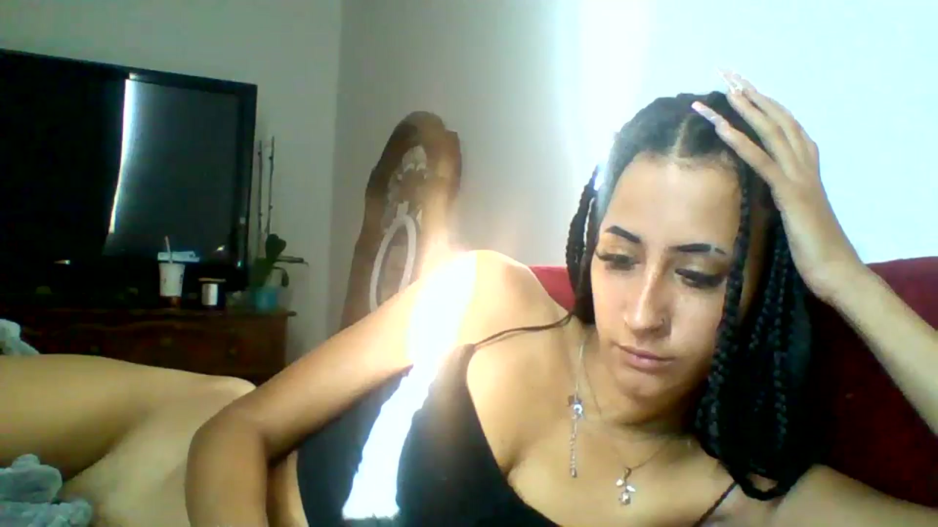 Gallery image thumbnail from amoredior420's myfreecams stream on, 08/31/2023, 15:39 image 7 of 20