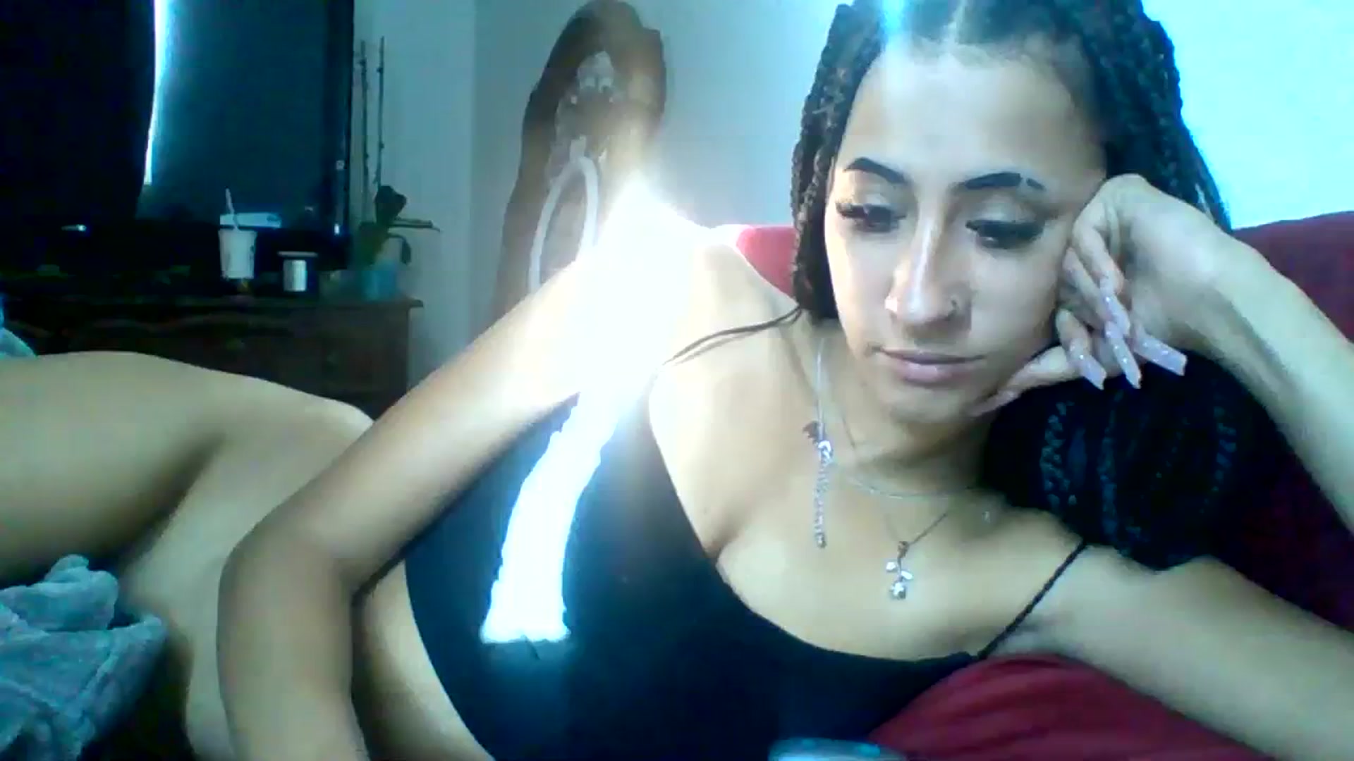 Gallery image thumbnail from amoredior420's myfreecams stream on, 08/31/2023, 15:39 image 12 of 20