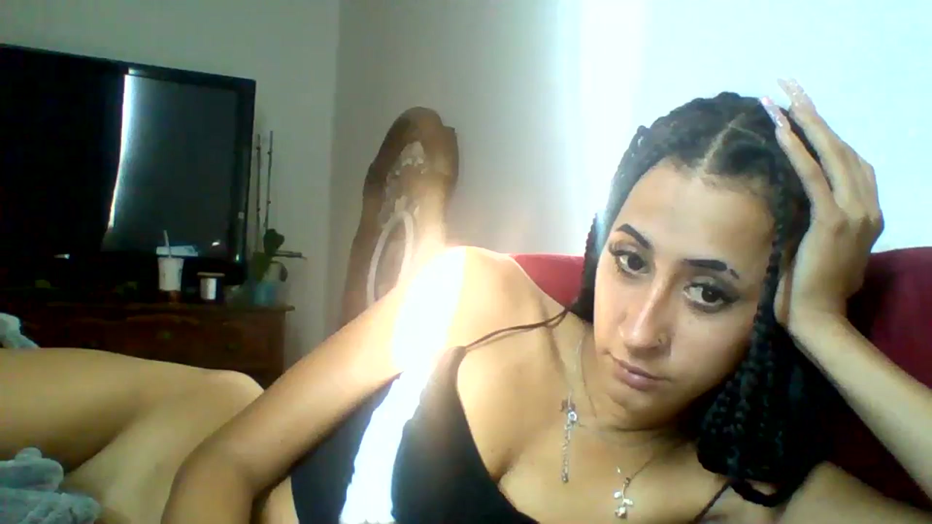 Gallery image thumbnail from amoredior420's myfreecams stream on, 08/31/2023, 15:39 image 10 of 20