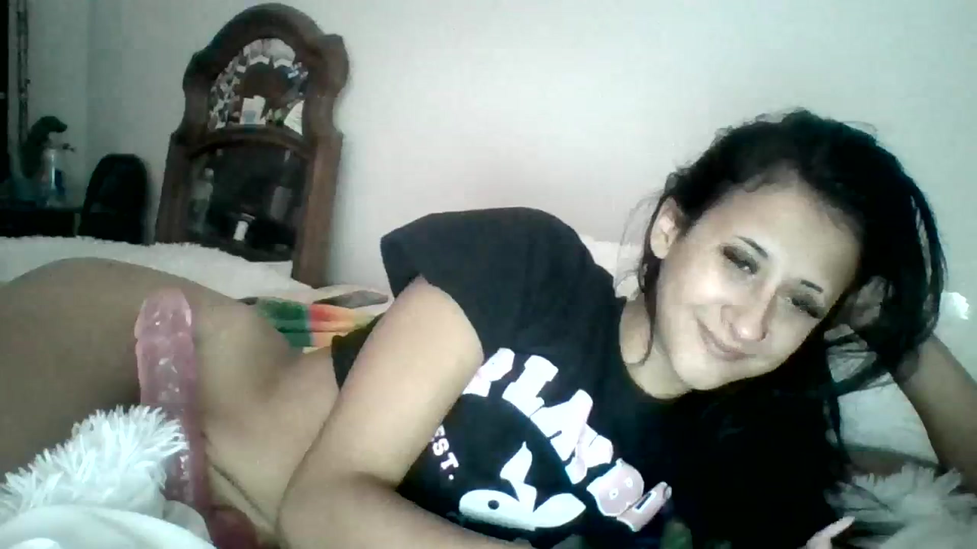 Gallery image thumbnail from amoredior420's myfreecams stream on, 09/05/2023, 17:52 image 3 of 20