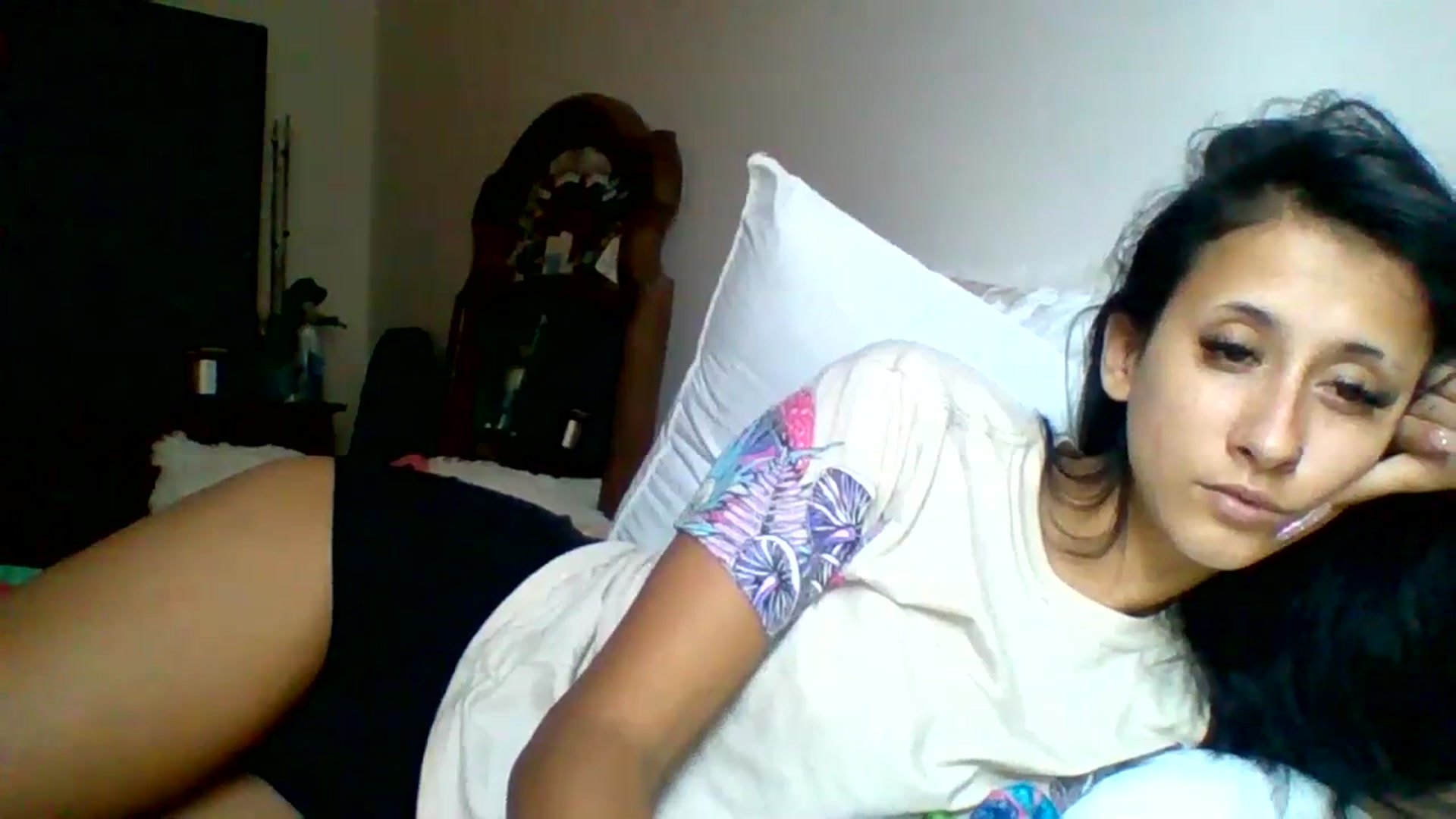 Gallery image thumbnail from amoredior420's myfreecams stream on, 09/06/2023, 18:22 image 19 of 20