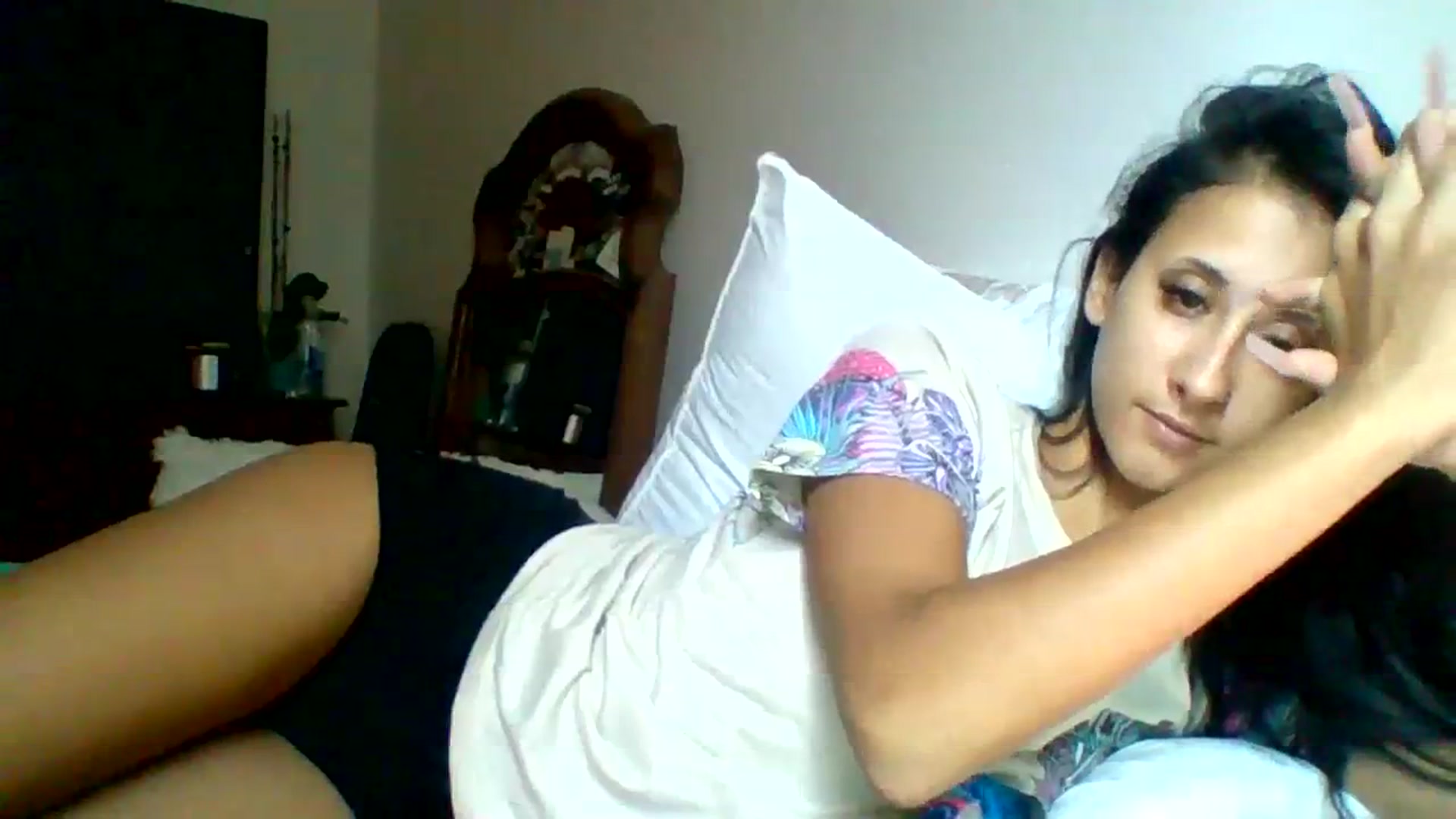 Gallery image thumbnail from amoredior420's myfreecams stream on, 09/06/2023, 18:22 image 17 of 20