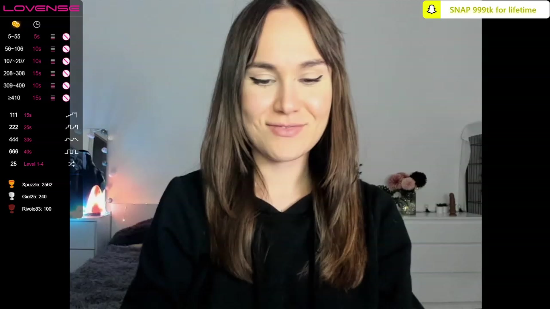 Gallery image thumbnail from ana_lus's myfreecams stream on, 01/12/2023, 23:59 image 1 of 20