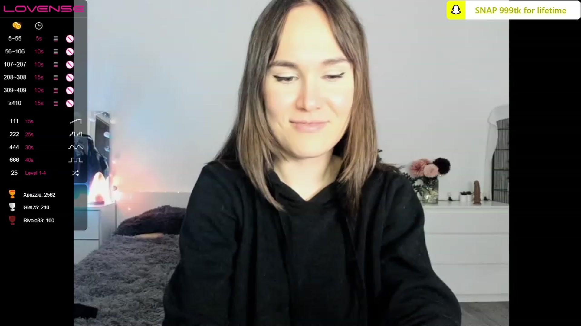 Gallery image thumbnail from ana_lus's myfreecams stream on, 01/12/2023, 23:59 image 5 of 20
