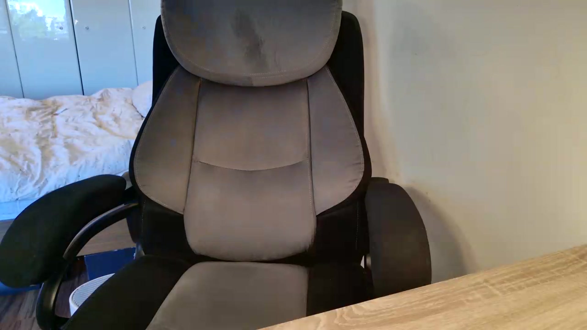 Gallery image thumbnail from ana_peace's myfreecams stream on, 08/22/2026, 14:13 image 13 of 20