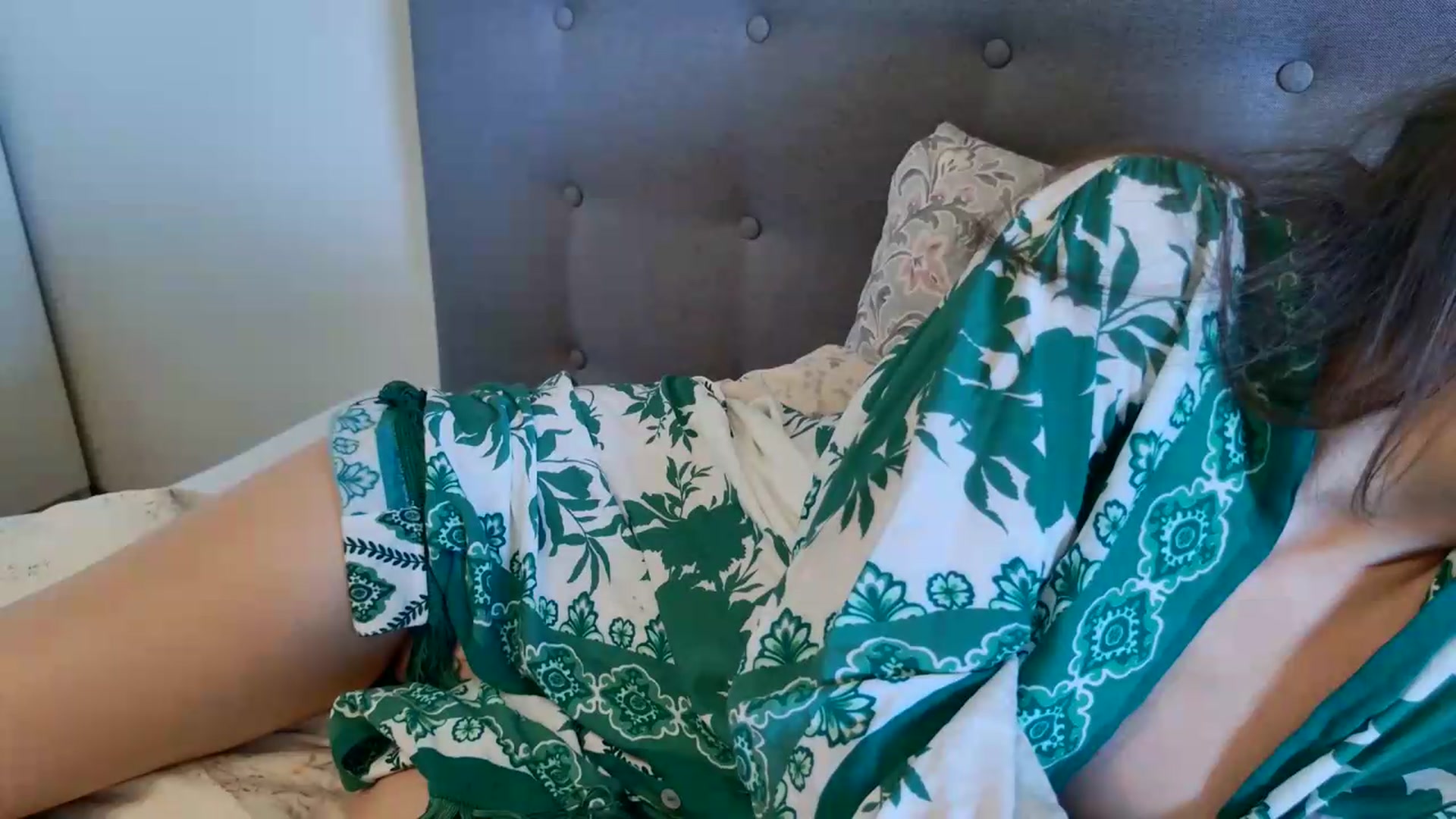 Gallery image thumbnail from ana_peace's myfreecams stream on, 09/05/2026, 12:52 image 4 of 20