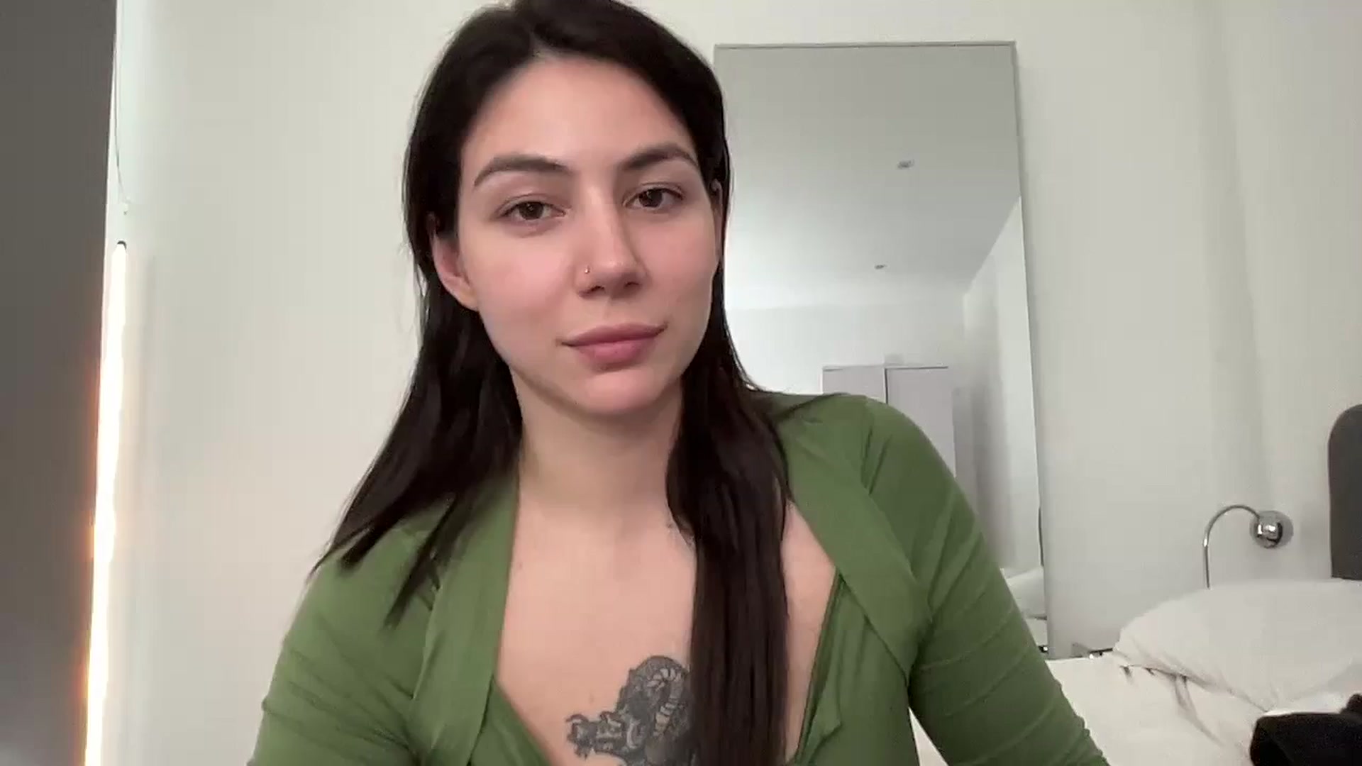 Gallery image thumbnail from anacardi's myfreecams stream on, 03/29/2024, 17:22 image 6 of 20