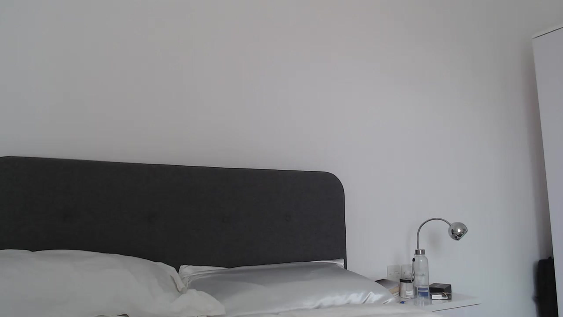 Gallery image thumbnail from anacardi's myfreecams stream on, 04/01/2024, 15:41 image 3 of 20