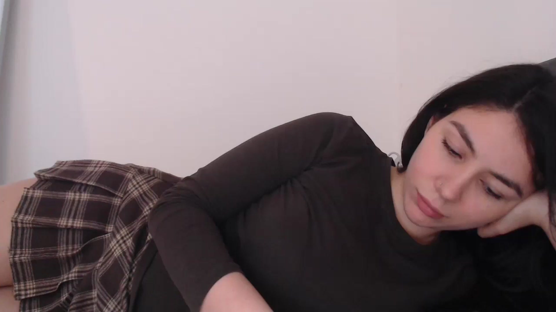 Gallery image thumbnail from anacardi's myfreecams stream on, 04/02/2024, 19:59 image 1 of 20