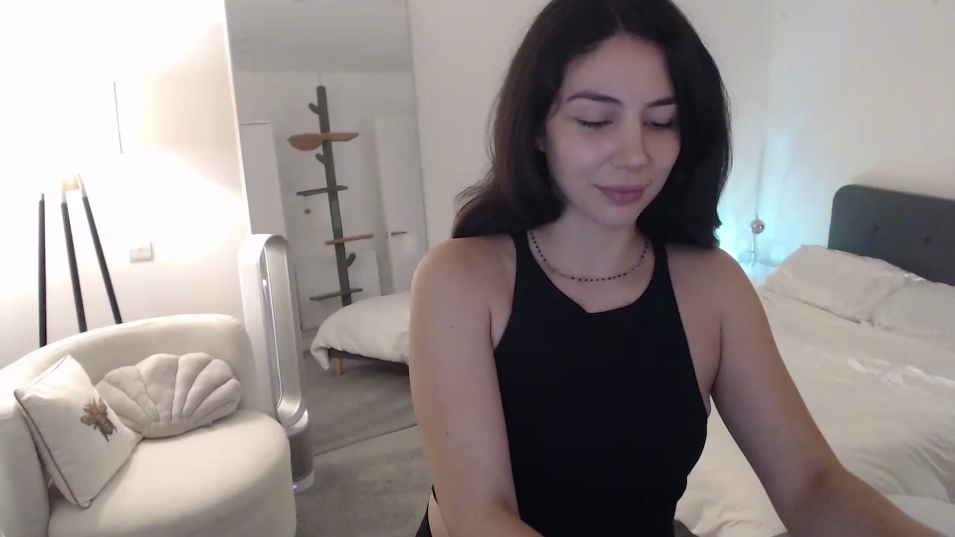 Gallery image thumbnail from anacardi's myfreecams stream on, 07/22/2024, 01:57 image 10 of 20