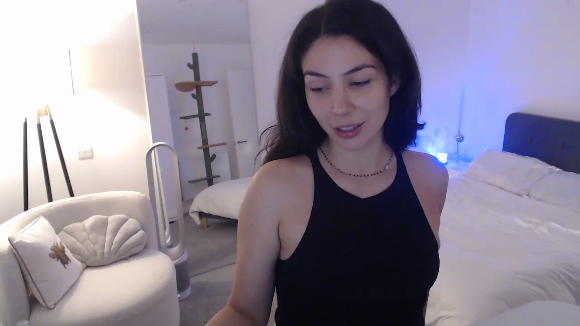 Gallery image thumbnail from anacardi's myfreecams stream on, 07/22/2024, 01:57 image 5 of 20