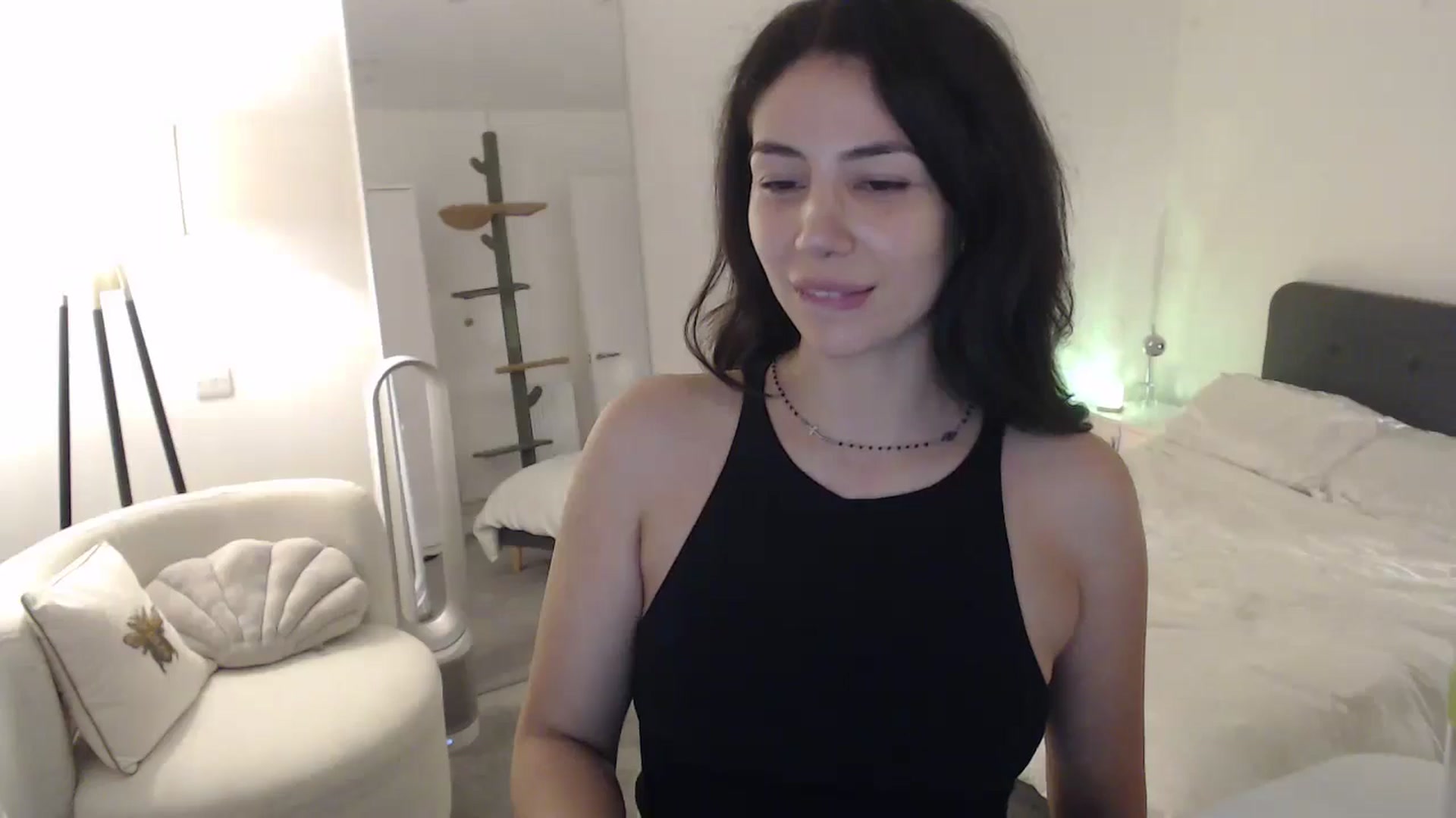 Gallery image thumbnail from anacardi's myfreecams stream on, 07/22/2024, 01:57 image 15 of 20