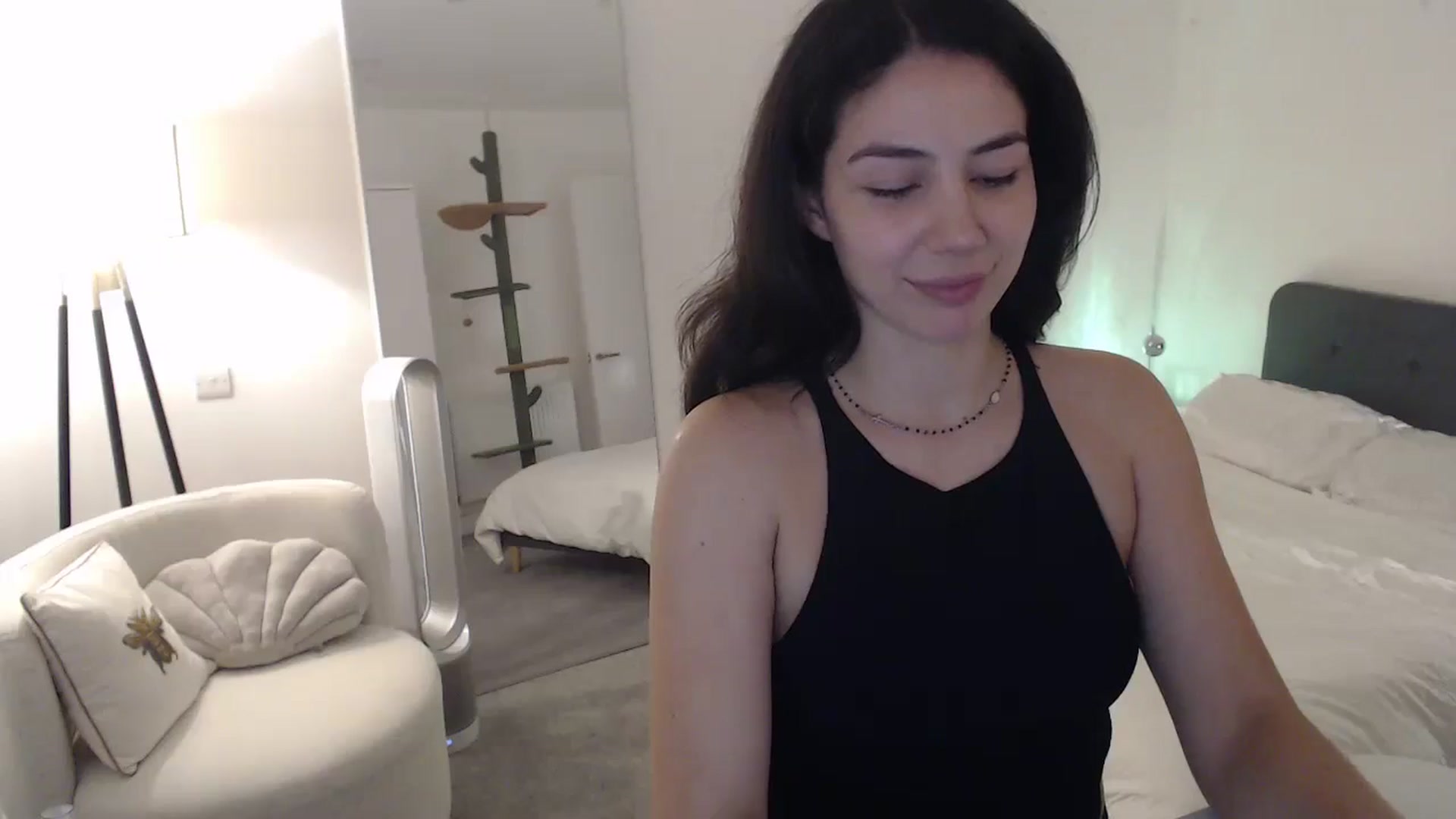Gallery image thumbnail from anacardi's myfreecams stream on, 07/22/2024, 01:57 image 4 of 20