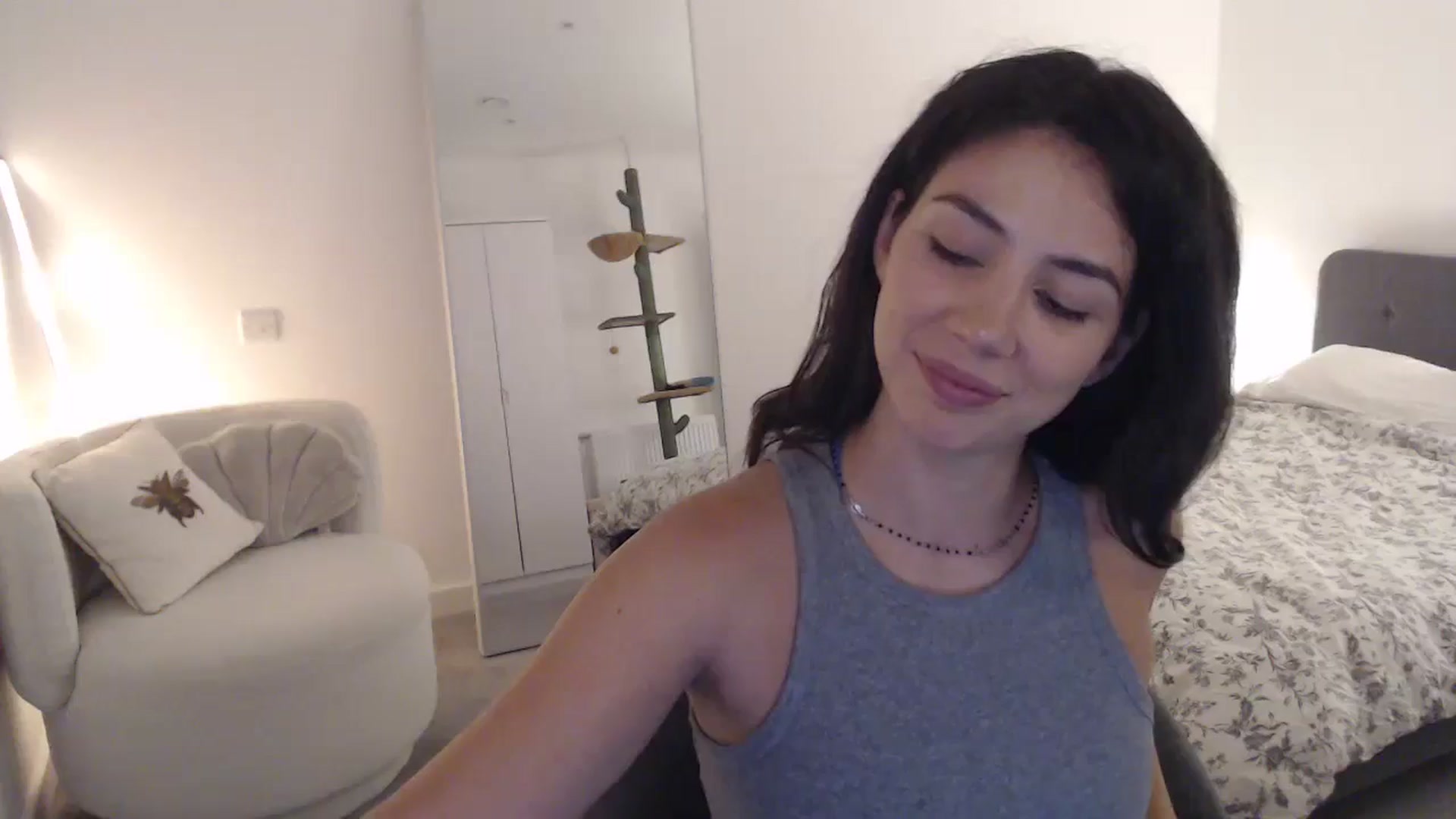 Gallery image thumbnail from anacardi's myfreecams stream on, 09/09/2024, 01:06 image 17 of 20