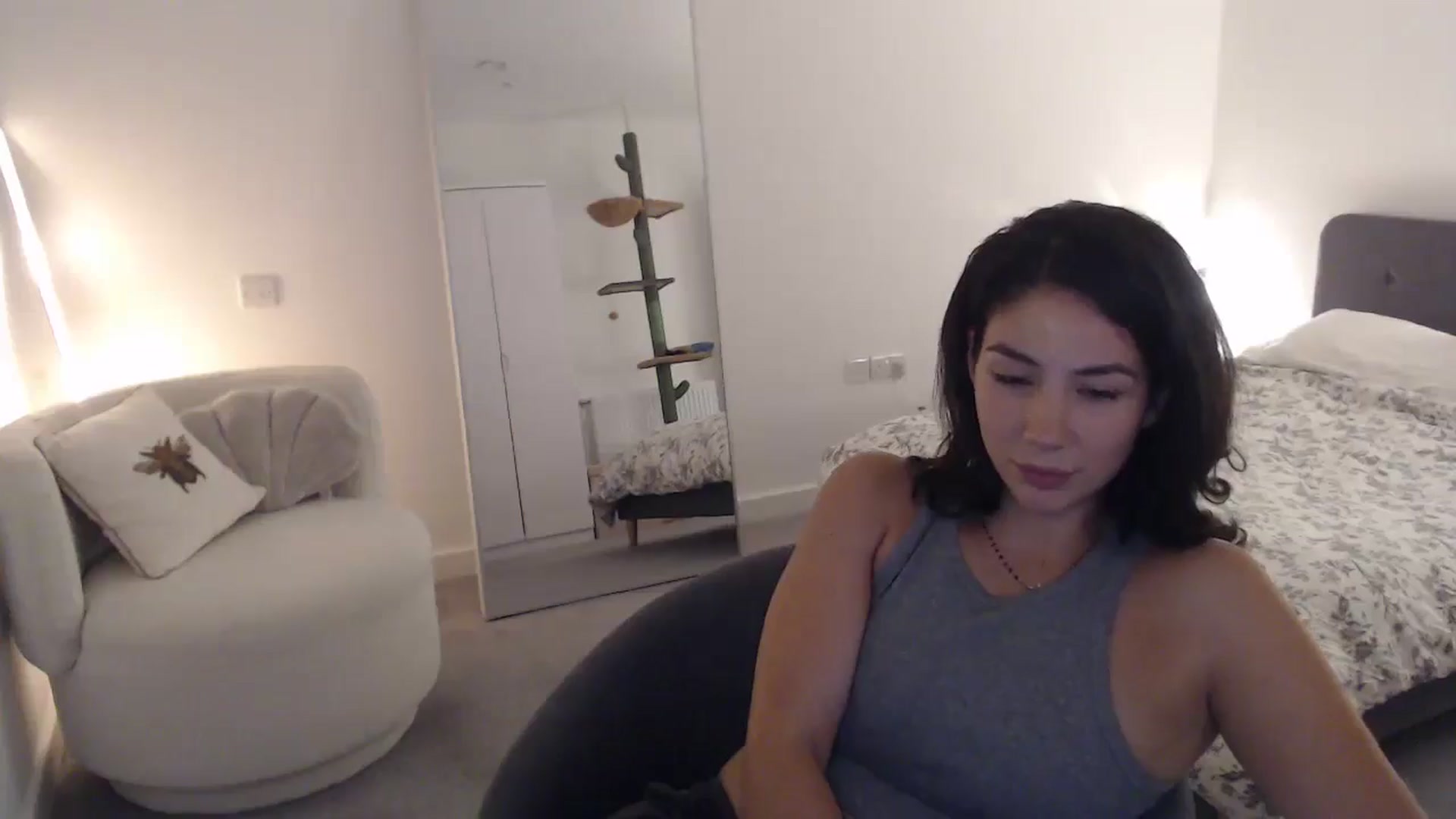 Gallery image thumbnail from anacardi's myfreecams stream on, 09/09/2024, 01:06 image 10 of 20