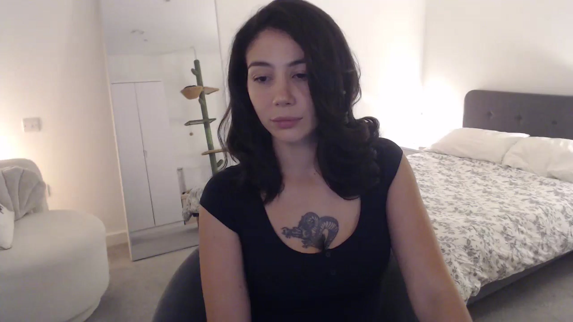 Gallery image thumbnail from anacardi's myfreecams stream on, 09/10/2024, 03:38 image 9 of 20