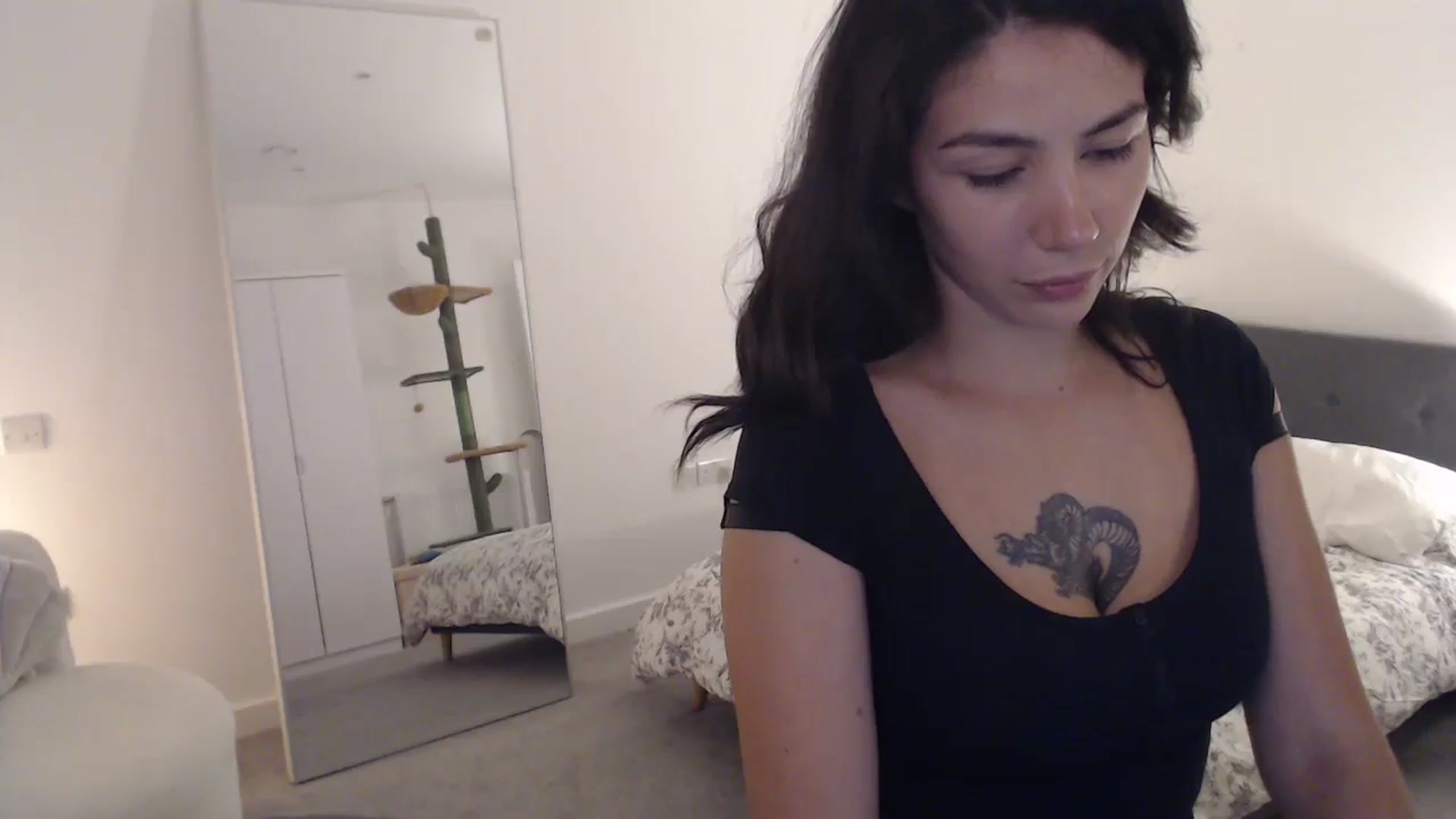 Gallery image thumbnail from anacardi's myfreecams stream on, 09/10/2024, 03:38 image 18 of 20