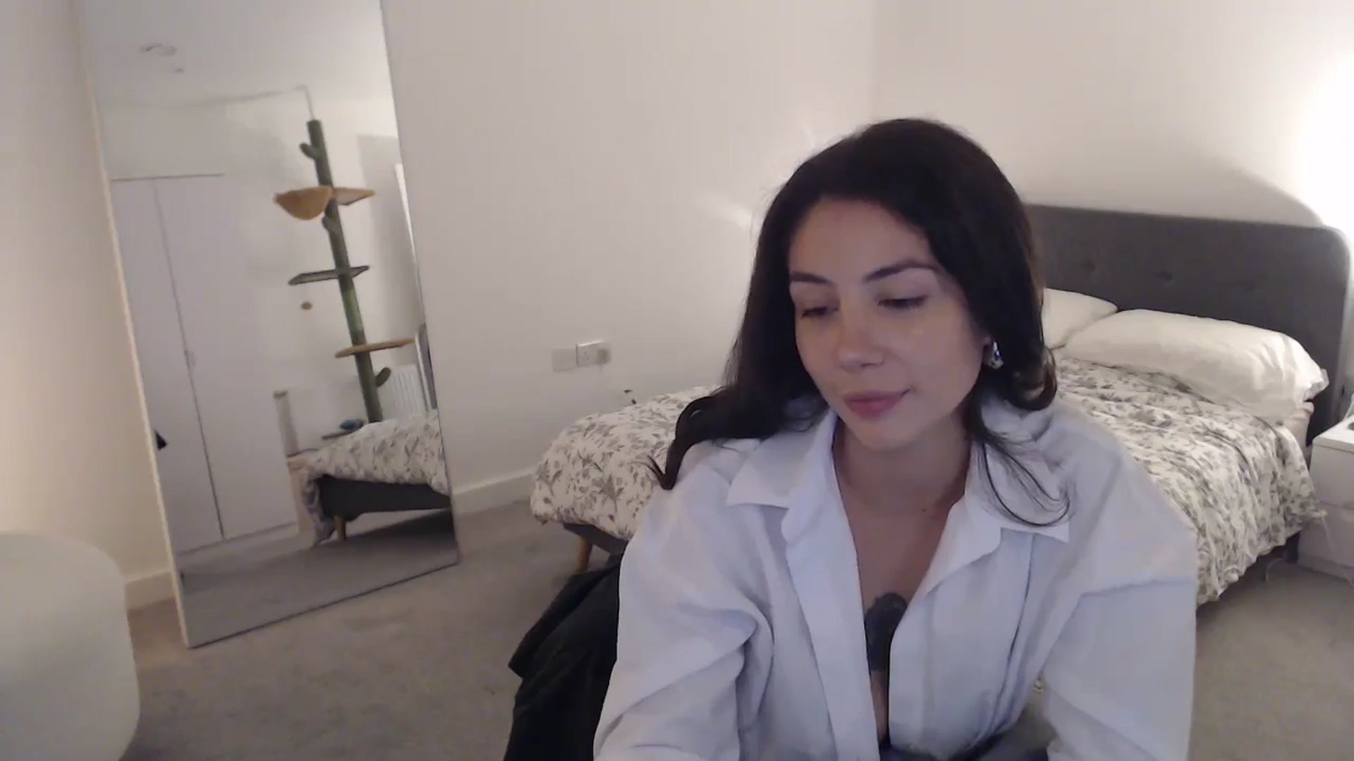 Gallery image thumbnail from anacardi's myfreecams stream on, 09/12/2024, 02:21 image 8 of 20