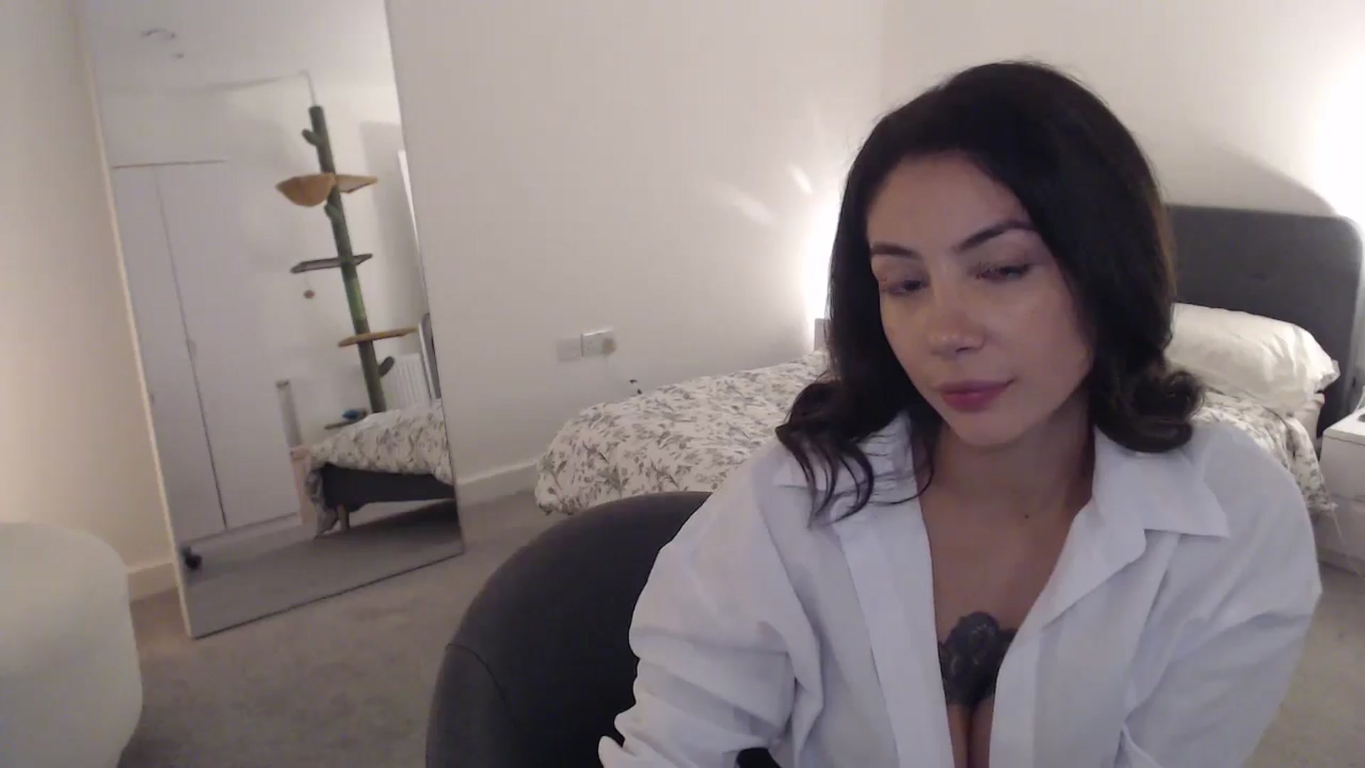Gallery image thumbnail from anacardi's myfreecams stream on, 09/12/2024, 02:21 image 6 of 20