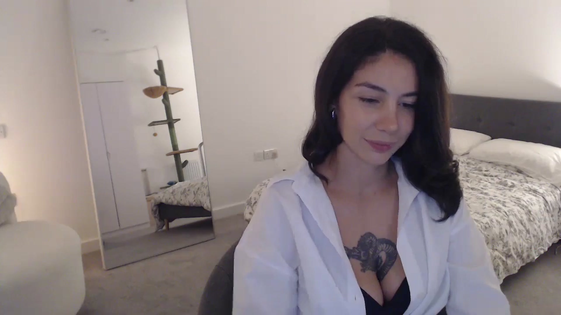 Gallery image thumbnail from anacardi's myfreecams stream on, 09/12/2024, 02:21 image 19 of 20