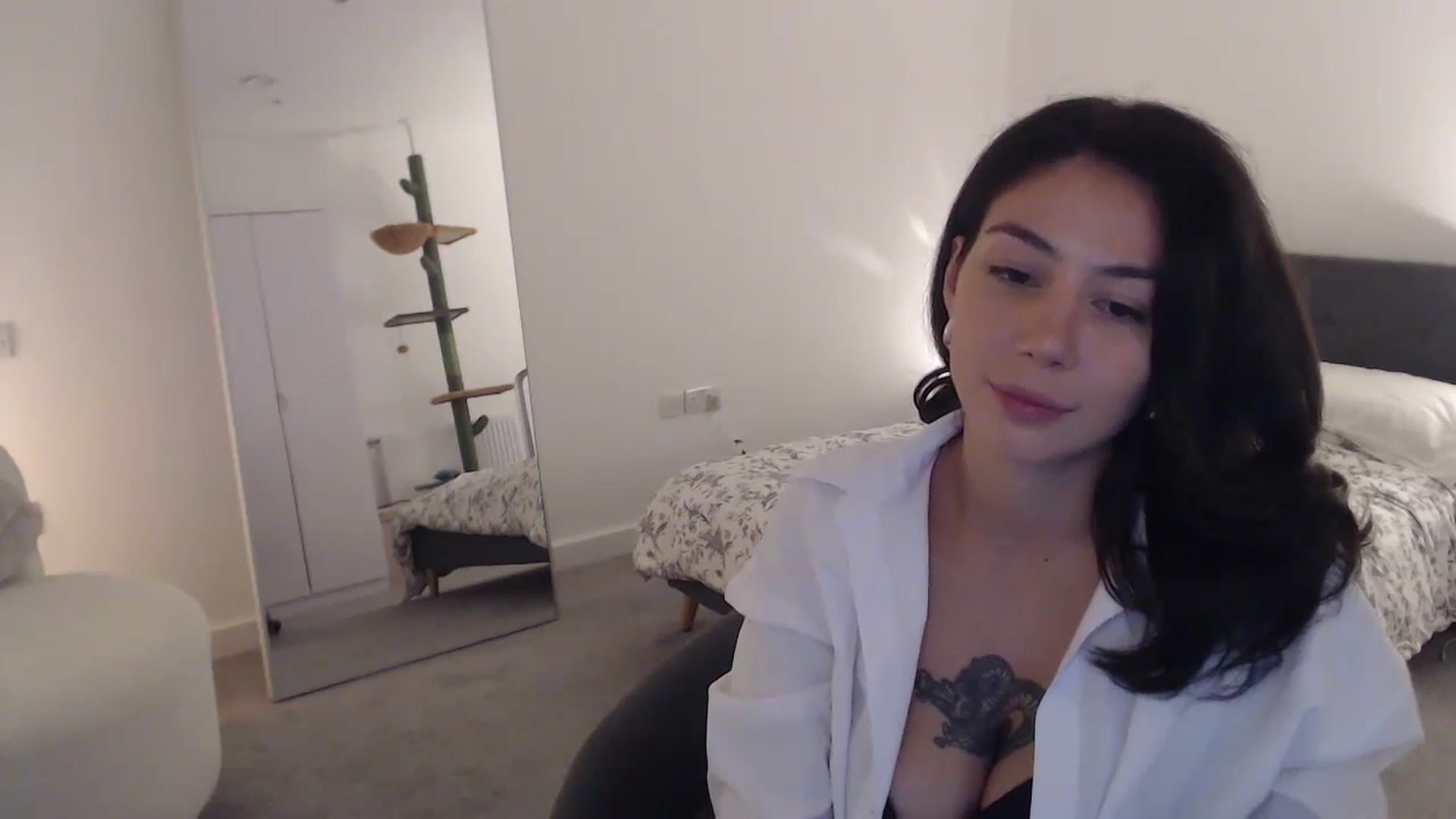 Gallery image thumbnail from anacardi's myfreecams stream on, 09/12/2024, 02:21 image 17 of 20