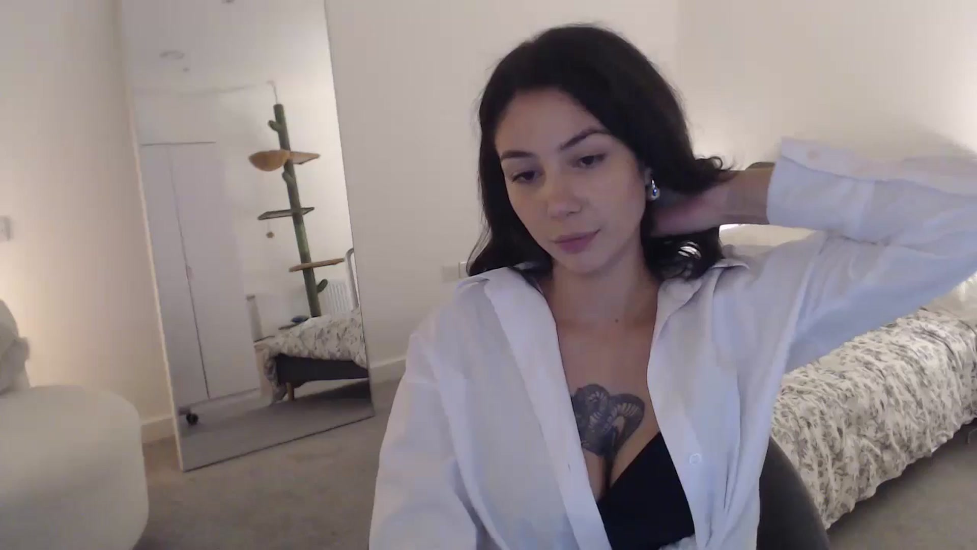 Gallery image thumbnail from anacardi's myfreecams stream on, 09/12/2024, 02:21 image 16 of 20