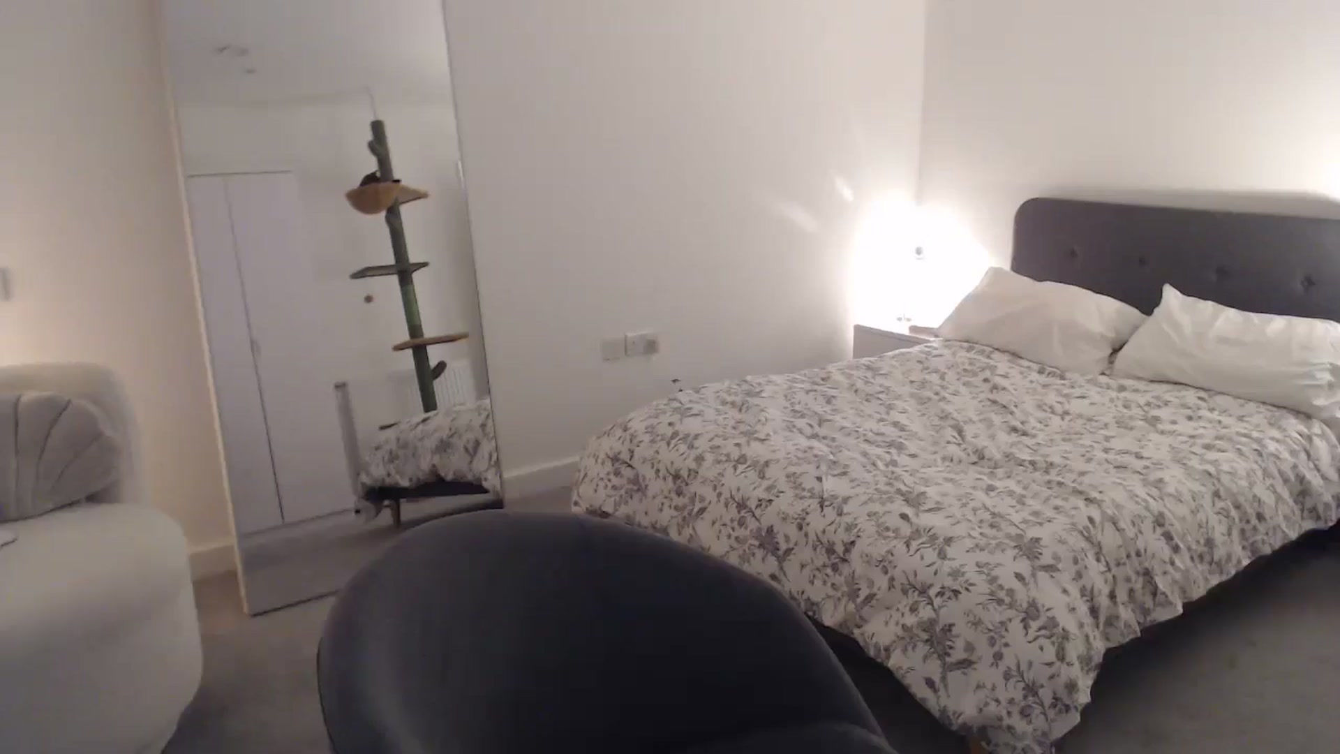 Gallery image thumbnail from anacardi's myfreecams stream on, 09/14/2024, 01:23 image 18 of 20