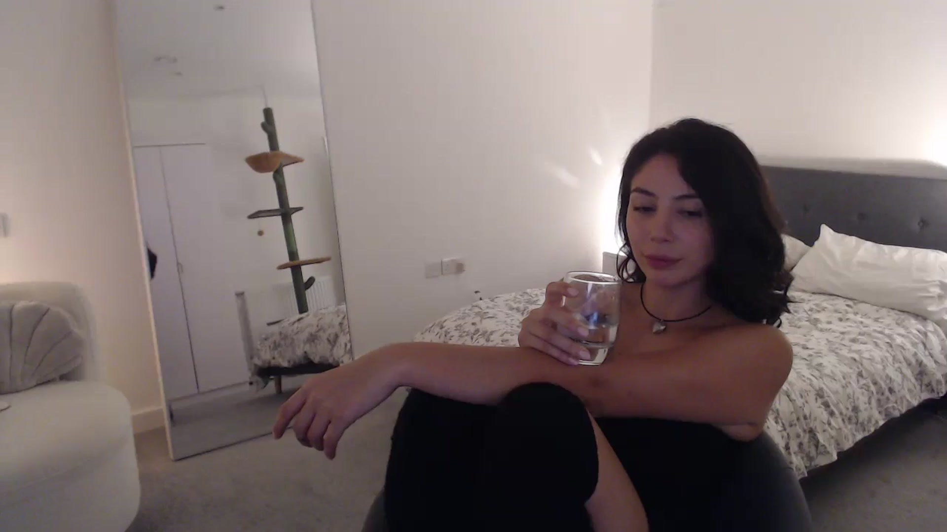 Gallery image thumbnail from anacardi's myfreecams stream on, 09/14/2024, 01:23 image 9 of 20