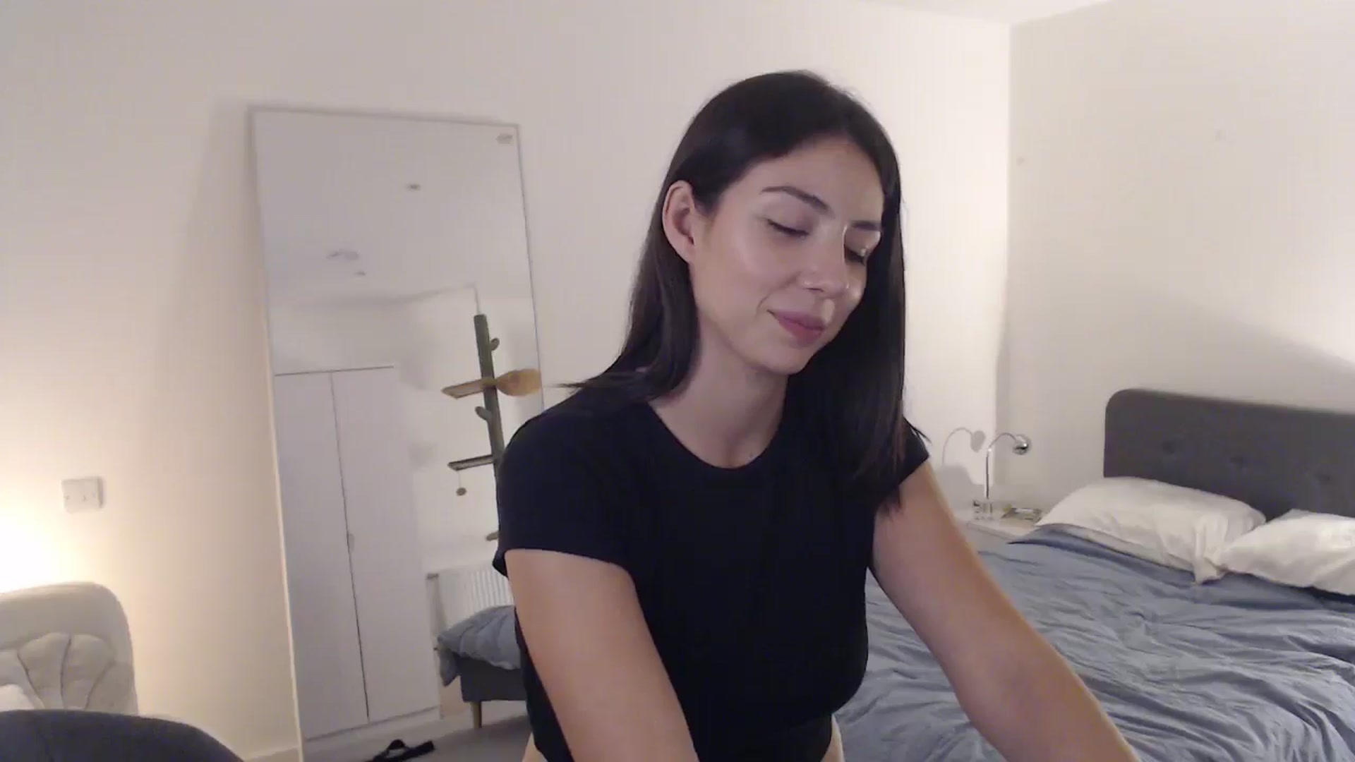 Gallery image thumbnail from anacardi's myfreecams stream on, 09/18/2024, 23:32 image 8 of 20