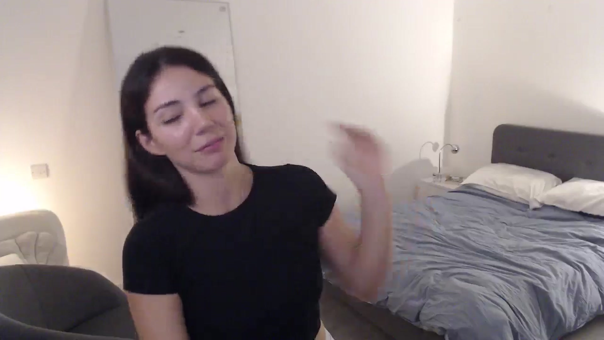 Gallery image thumbnail from anacardi's myfreecams stream on, 09/18/2024, 23:32 image 10 of 20