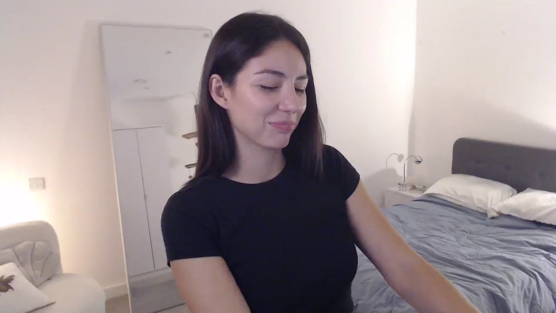 Gallery image thumbnail from anacardi's myfreecams stream on, 09/18/2024, 23:32 image 17 of 20