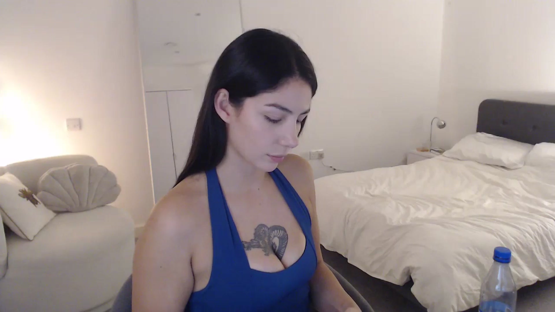 Gallery image thumbnail from anacardi's myfreecams stream on, 09/23/2024, 22:35 image 12 of 20