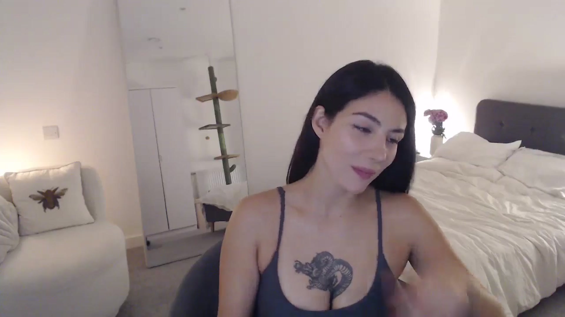 Gallery image thumbnail from anacardi's myfreecams stream on, 09/25/2024, 24:34 image 4 of 20