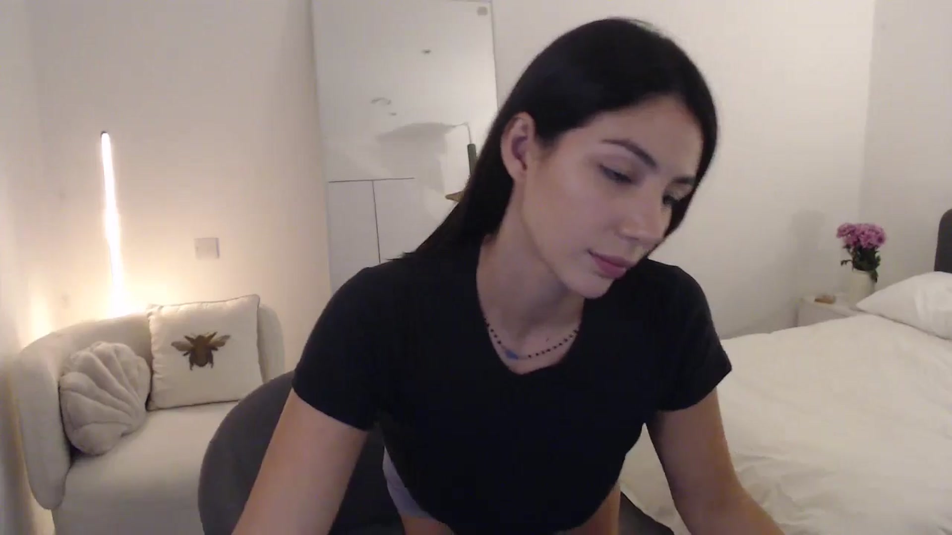 Gallery image thumbnail from anacardi's myfreecams stream on, 09/25/2024, 22:54 image 17 of 20
