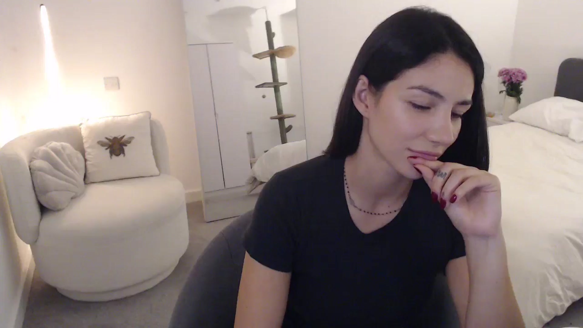 Gallery image thumbnail from anacardi's myfreecams stream on, 09/25/2024, 22:54 image 7 of 20