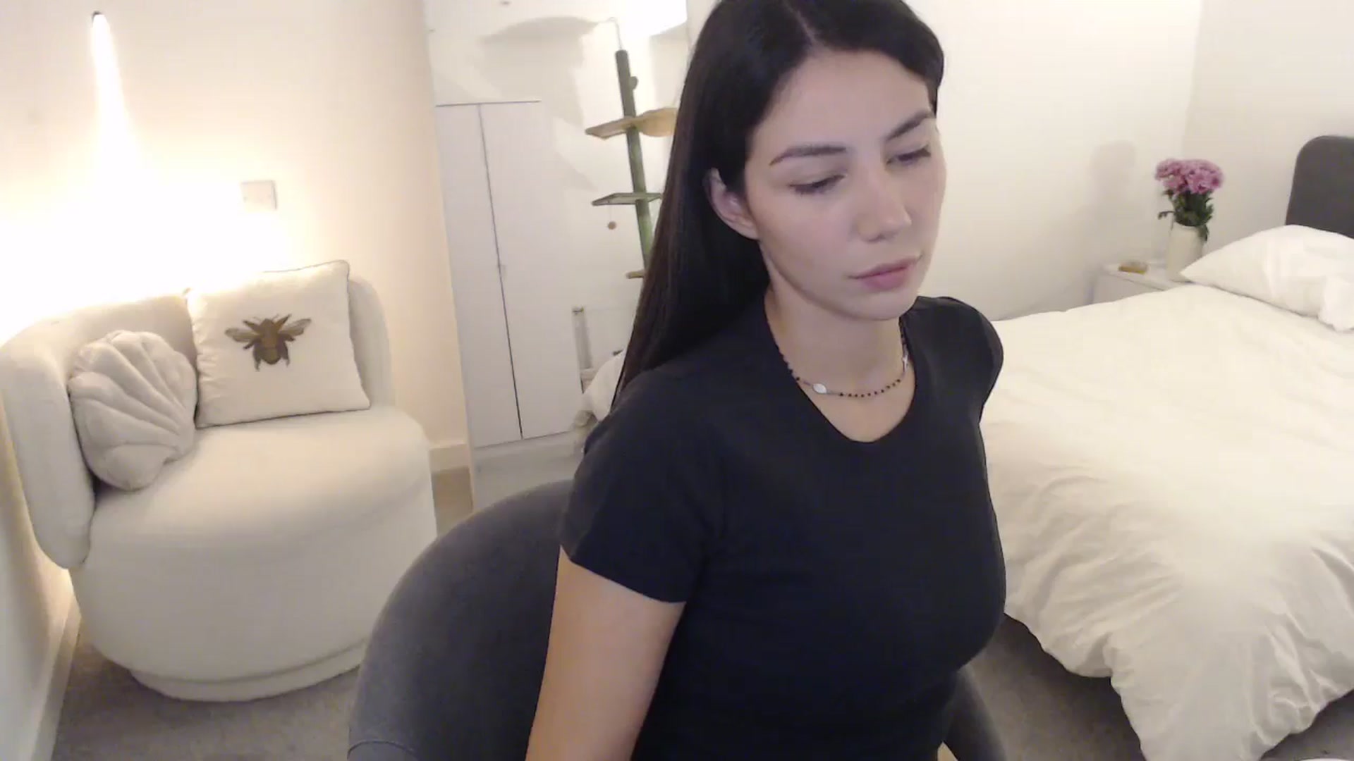 Gallery image thumbnail from anacardi's myfreecams stream on, 09/25/2024, 22:54 image 5 of 20