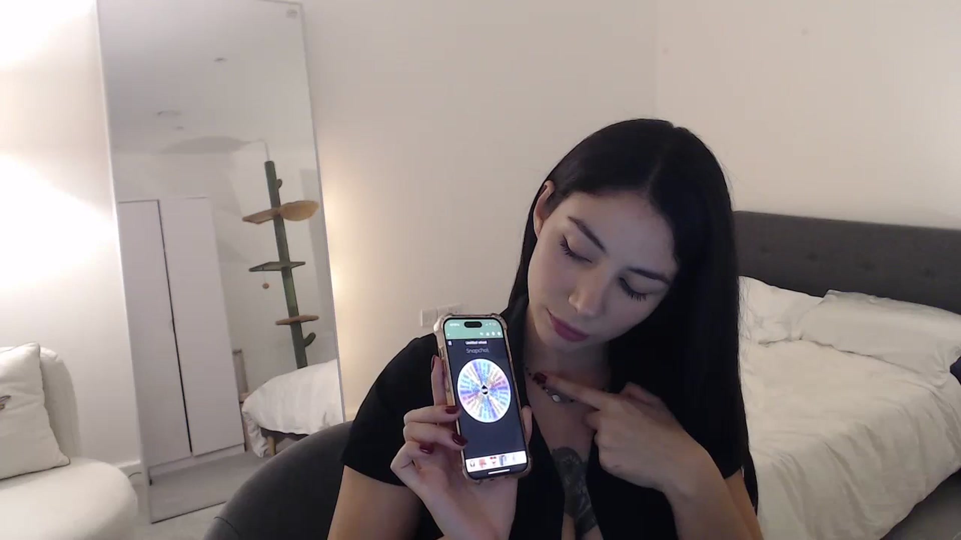 Gallery image thumbnail from anacardi's myfreecams stream on, 09/26/2024, 23:53 image 8 of 20