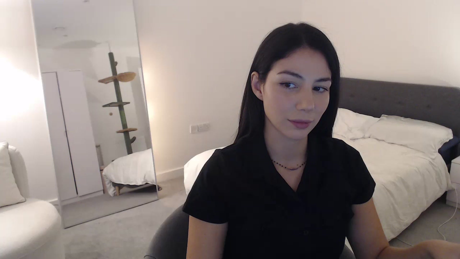 Gallery image thumbnail from anacardi's myfreecams stream on, 09/26/2024, 23:53 image 1 of 20