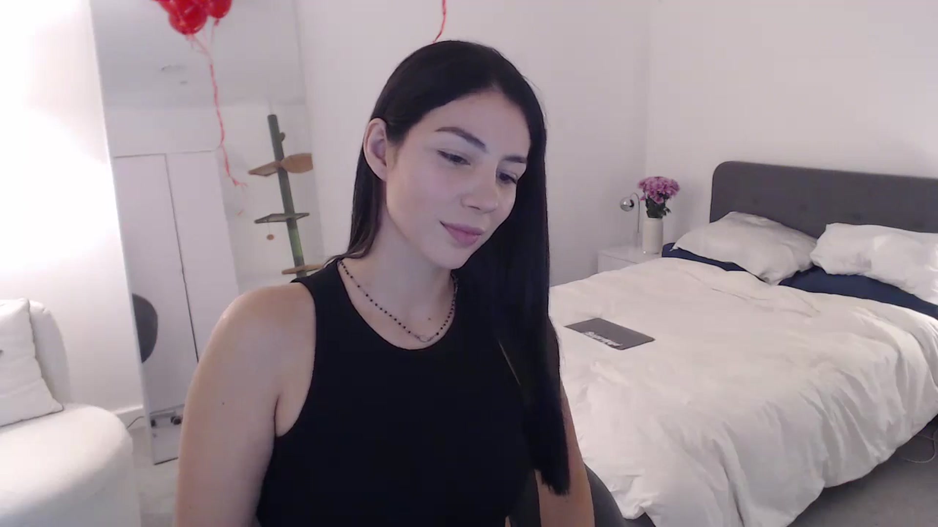 Gallery image thumbnail from anacardi's myfreecams stream on, 09/27/2024, 19:54 image 3 of 20