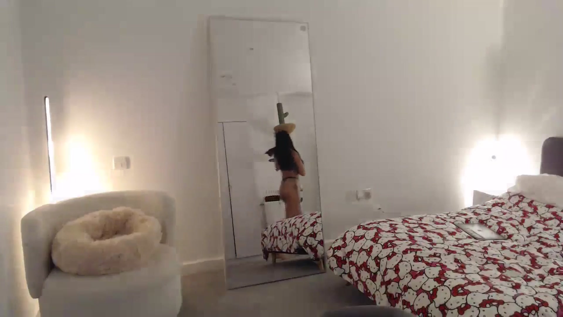Gallery image thumbnail from anacardi's myfreecams stream on, 09/30/2024, 23:05 image 11 of 20