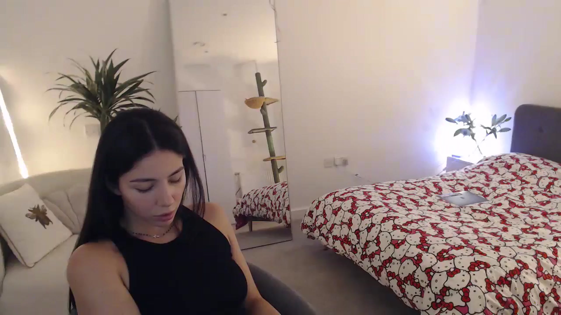 Gallery image thumbnail from anacardi's myfreecams stream on, 10/01/2024, 21:18 image 1 of 20