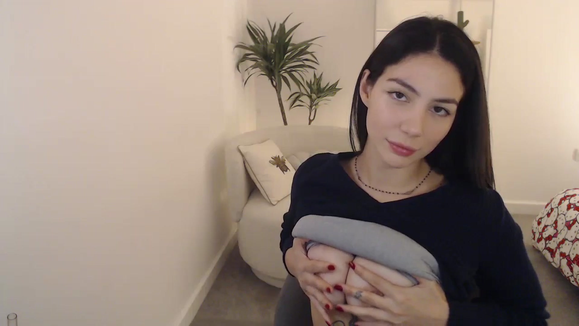 Gallery image thumbnail from anacardi's myfreecams stream on, 10/03/2024, 22:09 image 8 of 20