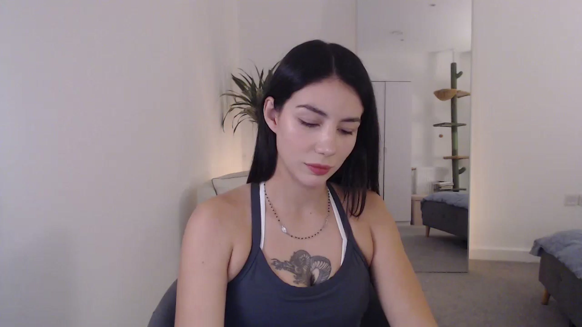 Gallery image thumbnail from anacardi's myfreecams stream on, 10/07/2024, 24:06 image 2 of 20