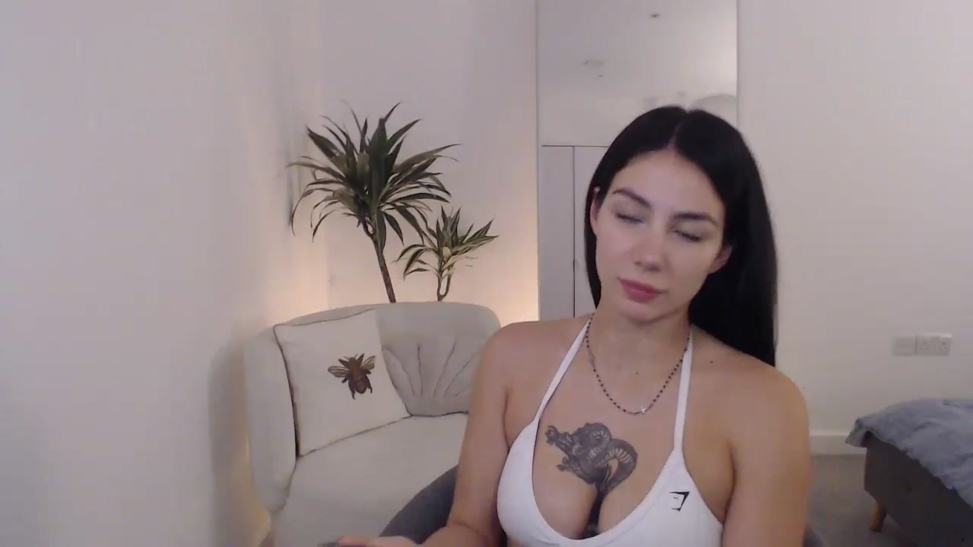 Gallery image thumbnail from anacardi's myfreecams stream on, 10/07/2024, 01:17 image 19 of 20