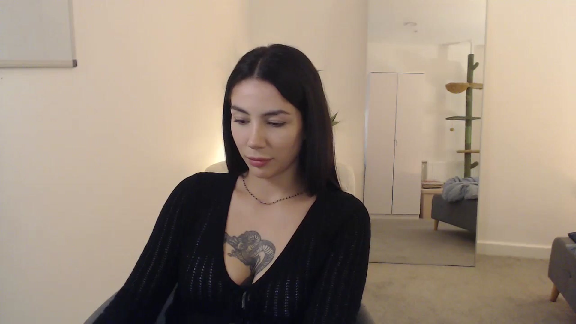Gallery image thumbnail from anacardi's myfreecams stream on, 10/07/2024, 22:54 image 4 of 20
