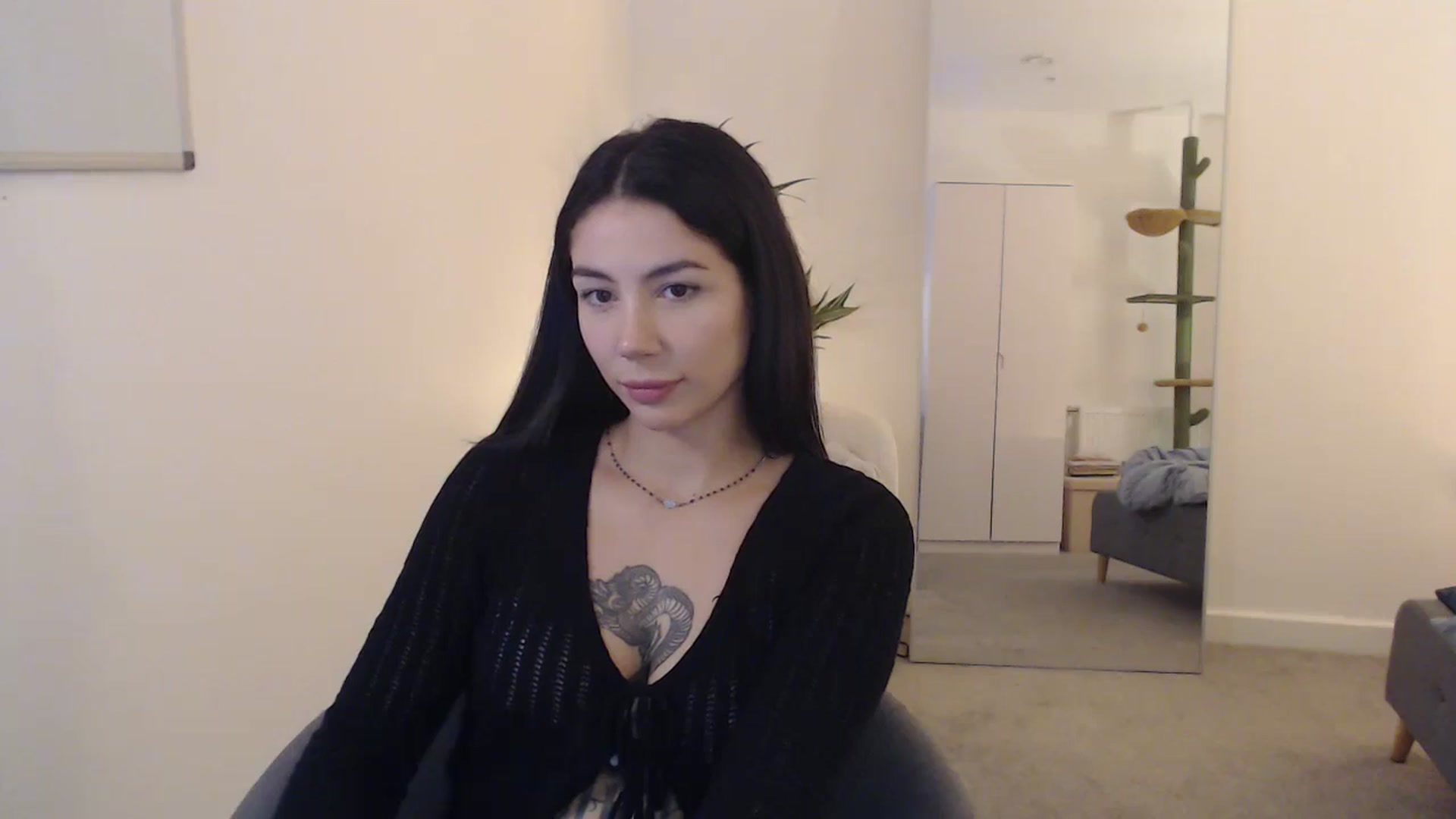 Gallery image thumbnail from anacardi's myfreecams stream on, 10/07/2024, 22:54 image 9 of 20