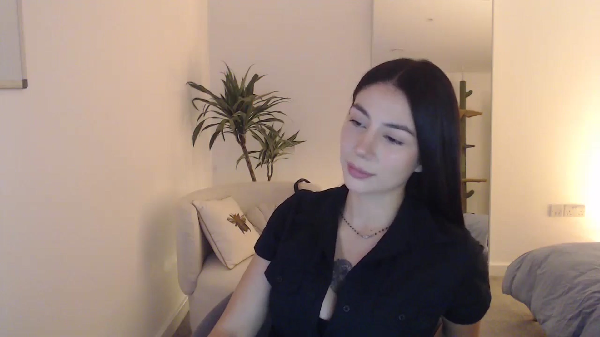 Gallery image thumbnail from anacardi's myfreecams stream on, 10/12/2024, 18:06 image 13 of 20